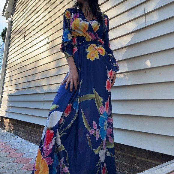Blue Floral Maxi Dress - Picture 4 of 6